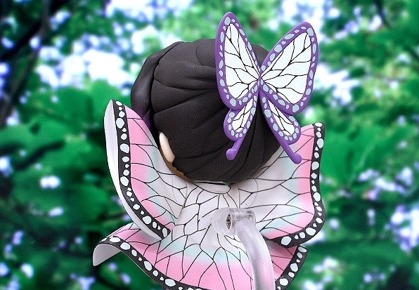 我妻善逸|《鬼灭》蝴蝶忍粘土人手办，精致程度无与伦比，外形太过于呆萌