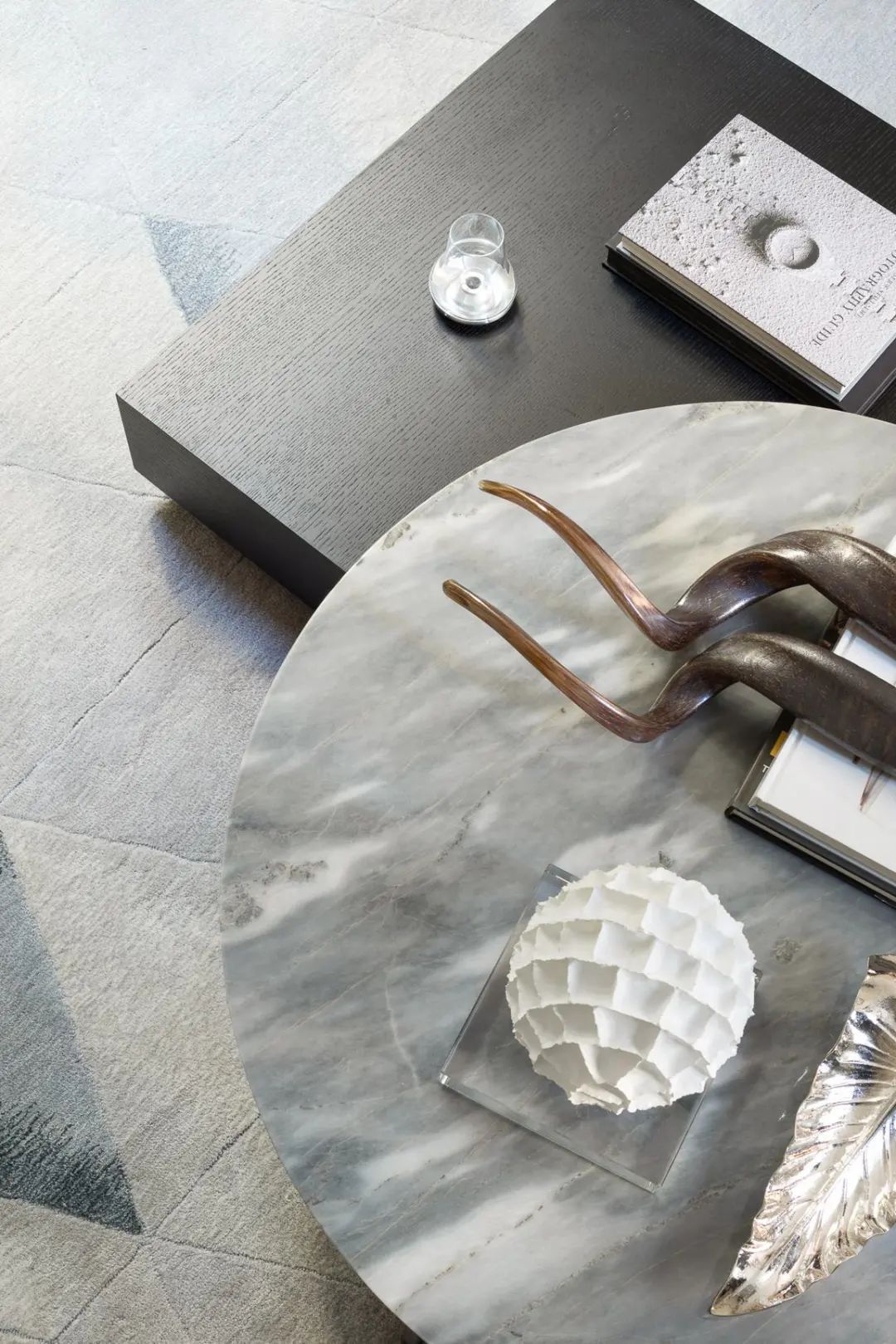 饰品|210㎡联排小别墅,现代大方的布置,配色令人舒适