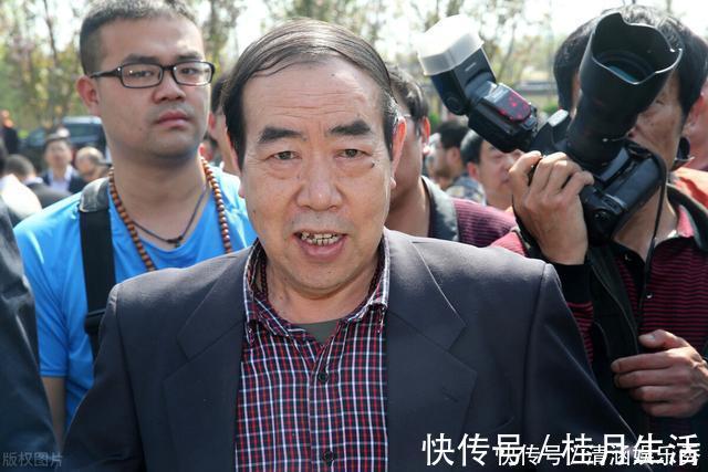 贾平凹@贾平凹的“两个女儿”,文坛公知的“一团浆糊”——文坛3个怪病