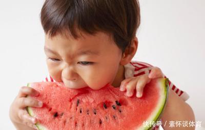 奶奶每天给孩子一碗“绿豆汤”，半个月后被送医院，医生：晚了