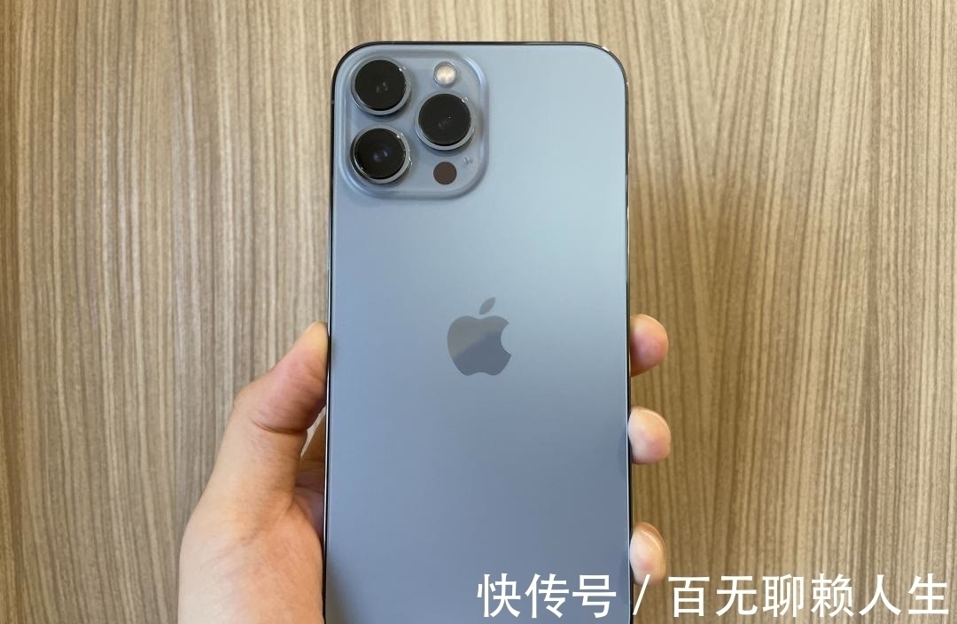 评测|苹果iPhone 13开箱评测：两款亮眼「粉色」与「天峰蓝」新色对比