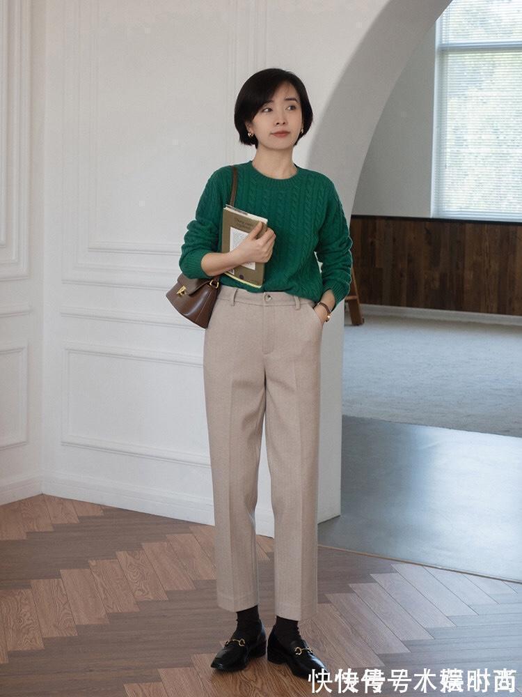 高领 冬天还是穿“毛衣”最百搭,选这4款搭配阔腿裤、半身裙,真高级