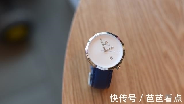 表冠 进口机芯+夜光显示,小米有品新上石英表,可男女混搭情侣用