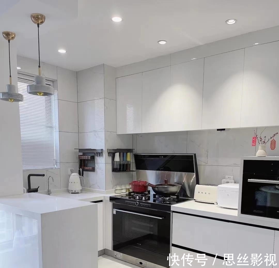 门槛石|女主坚持简洁实用的装修,不浪费1㎡的空间,入住2年依旧如新