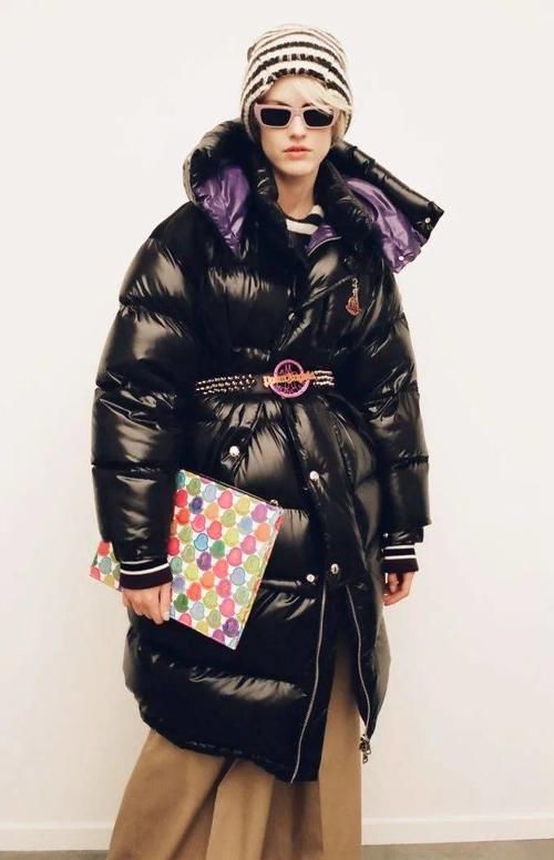 做一个穿羽绒服好看的人