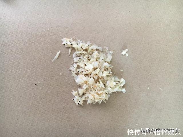 这个比白米饭营养高出好几个档！一口平底锅搞定娃喜欢的饭！