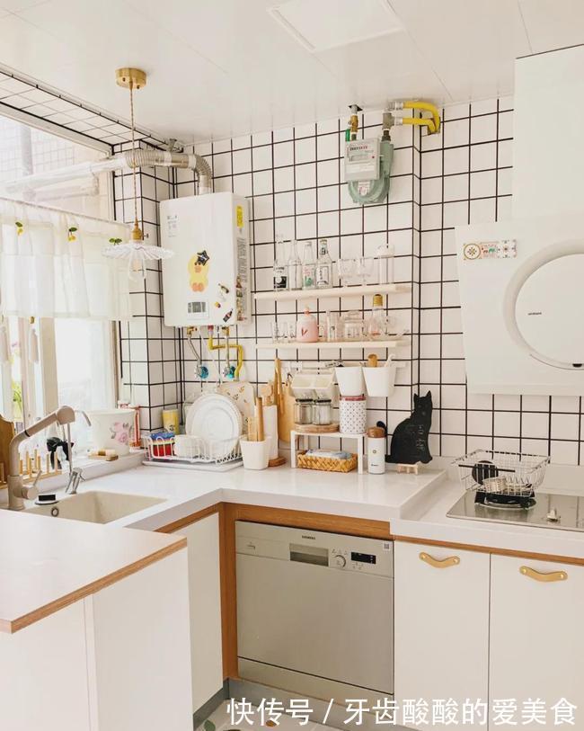 房子|别再嫌房子小了,她家60平米,照样温暖舒适到令人羡慕,真舒服