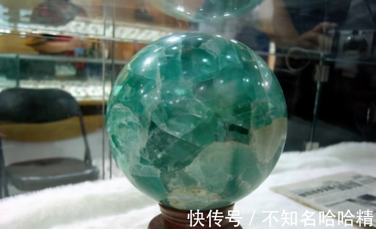 赝品|陕西男子赵社良,挖到6吨重夜明珠,专家估22亿,今却变“路灯”