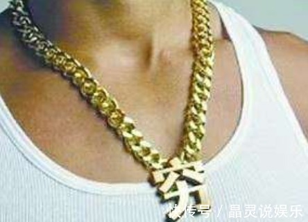 项链|你还在戴黄金项链吗快摘下来吧，别再错了，看完快告诉家里人