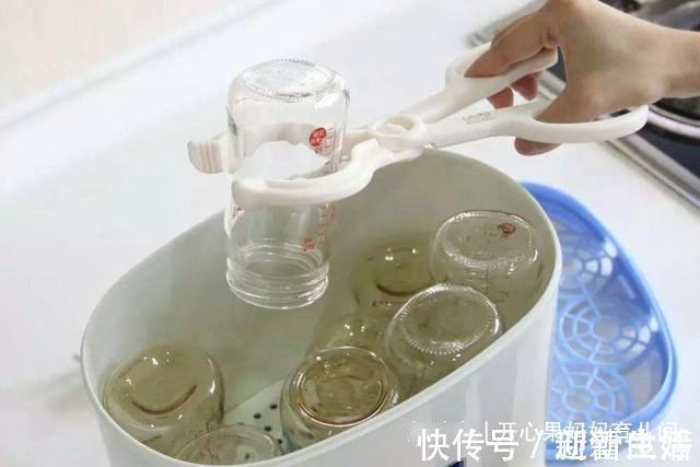 宝宝|还在用温水冲奶粉?错误的温度可能会伤到宝宝,家长们赶紧纠正