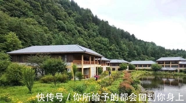 秦岭山|西安不远秦岭山中小镇，住树屋能狩猎，美得不像话，却很少有人知