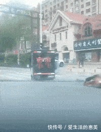 |搞笑GIF趣图:下次再也不去你家了,真特么危险