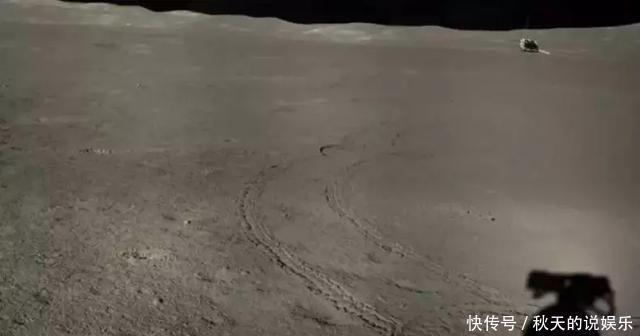 玉兔二號在月背發現驚喜,神秘新物質竟是一種玻璃,誰留下的