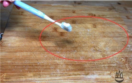 菜板|菜板脏了,万万不可用洗洁精洗,教你一招,立马干净如新还不发霉