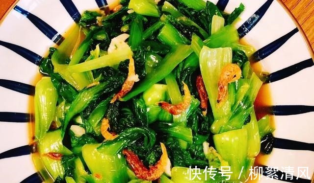 推荐三道没有任何难度的家常菜海米油菜，清蒸鱿鱼，油爆大虾！