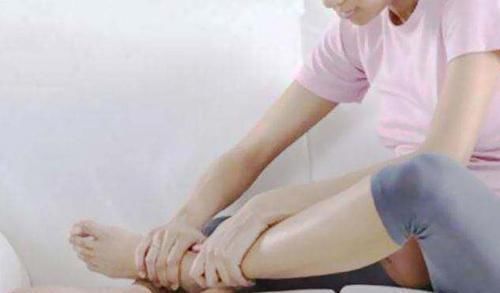 麻木|脑梗出现时,腿上一般会出现3种“迹象”,切不可不重视