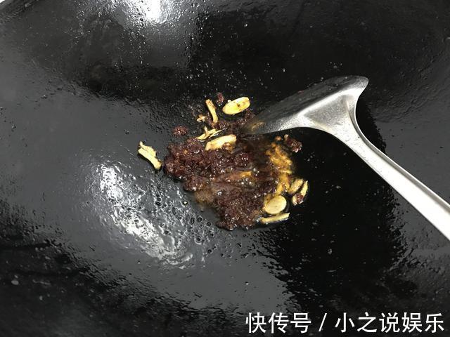 豆腐最开胃的做法,鲜香味美,下酒下饭,比吃肉都过瘾