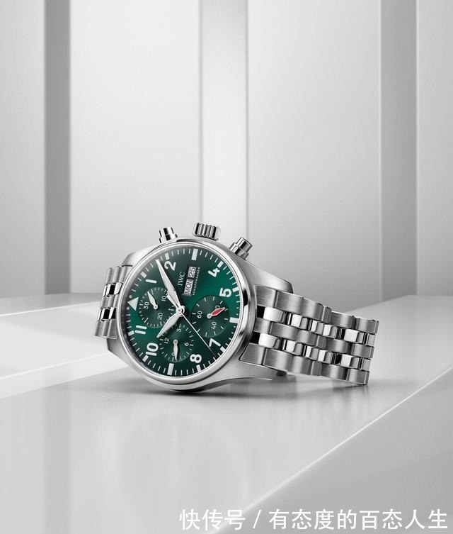 大飞 沛纳海万国帝舵,自产机芯背透,就是太贵了!