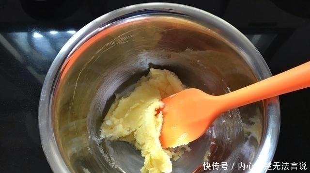 蛋黄液|烘焙入门级小饼干,上手简单,健康无添加,一口一个酥掉渣,真香