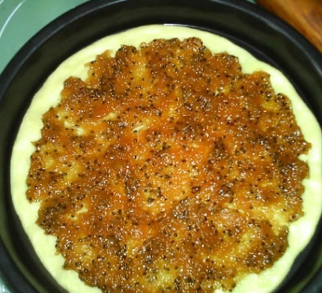 猕猴桃果酱面包,烘烤成金黄,看起来效果也还算不错