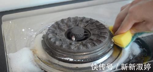 厨房灶台怎么洗干净？教你不用一滴水，轻松去除灶台油污，真管用