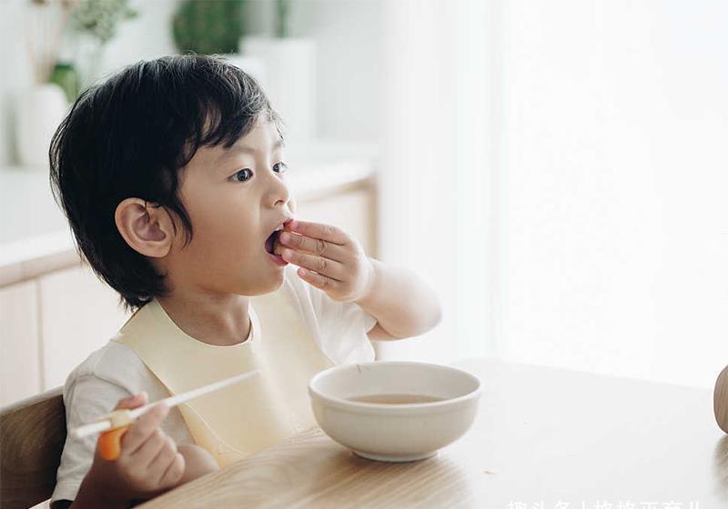 孩子|脾胃不良的孩子，有哪些食物是千万不能吃的呢？