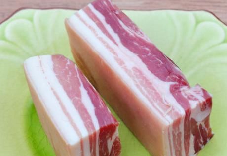 大厨|炖酸菜时,酸菜别直接就下锅,大厨教我1招,酸脆入味好吃还不腻