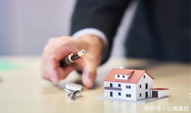 户型|同一楼盘,为何“两梯四户”的先卖光,“一梯两户”却鲜有人买!