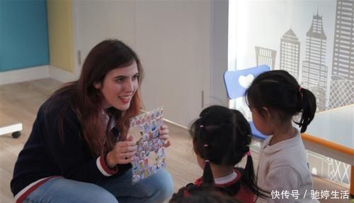 默读$默读不出声的时候,大脑中出现的声音是谁的?难道有另一个自己?