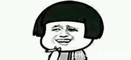 |幽默笑话,武大郎不是卖烧饼的吗?怎么卖馒头了?