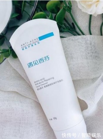 兰芝 这3款护肤品列入“黑名单”,皮肤科主任都避开,新手还在买!