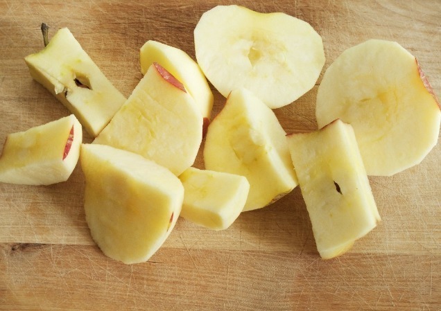 苹果|有孕期间，有些水果孕妈要舍得吃，能改善贫血，对胎儿皮肤也有益