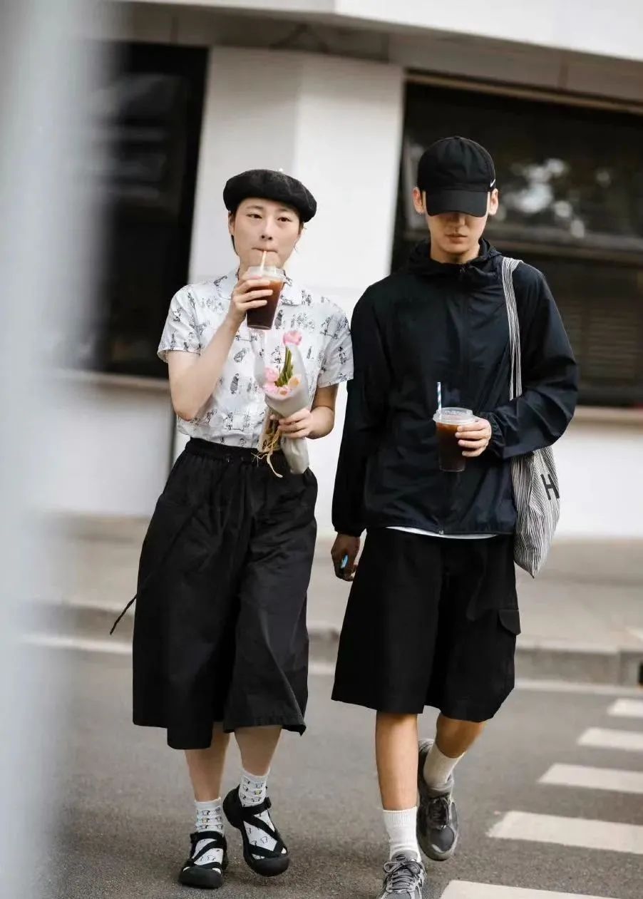 小杰|各省女孩初秋穿搭pk，你觉得哪个好看？