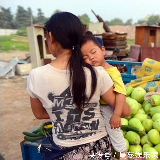 宝宝|宝宝为什么喜欢让父母抱着睡觉，看完3个原因后，请对孩子好点