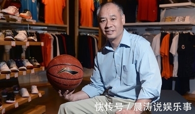 亏损|56岁李宁面容显老,亏损31亿后翻身百亿,如今儿女双全生活幸福!