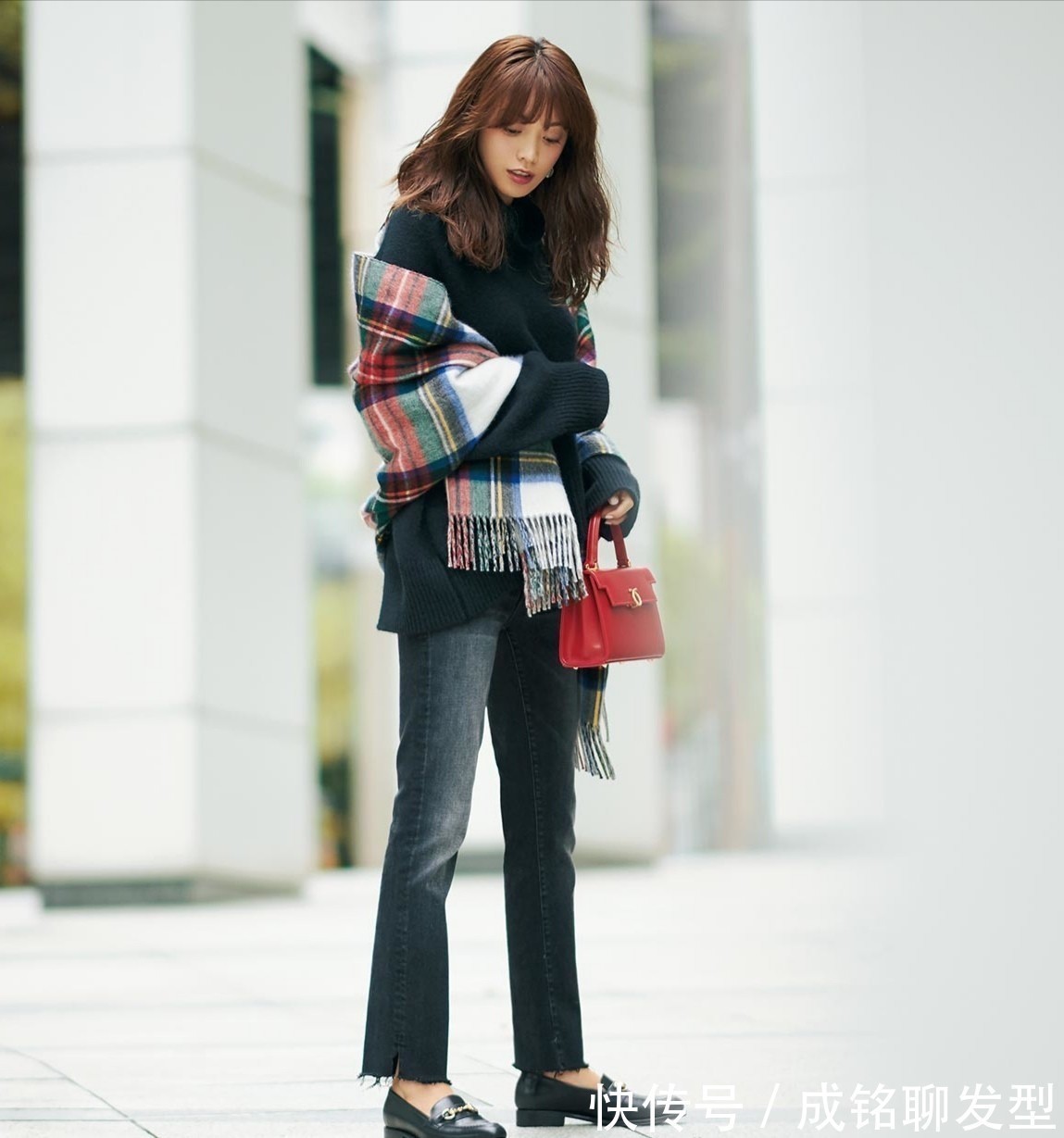 乐福鞋 高跟鞋好看但“累脚”,换成这三款舒适百搭的鞋子,显高还显瘦