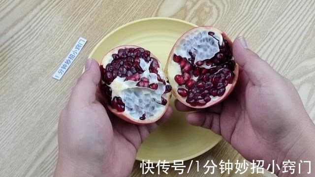 勺子|石榴有一个机关，勺子轻轻一敲，石榴籽自动脱落，1分钟一大盘