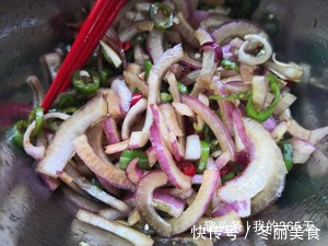 凉拌洋葱好吃有秘诀，按这个步骤做，特别开胃下饭，家人百吃不厌