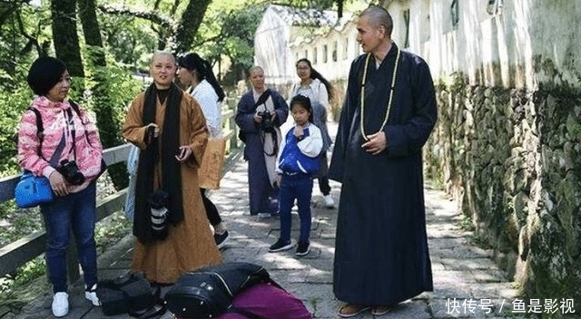 中国80后“最帅”和尚,曾拒绝富家女的追求,走红后现状如何?