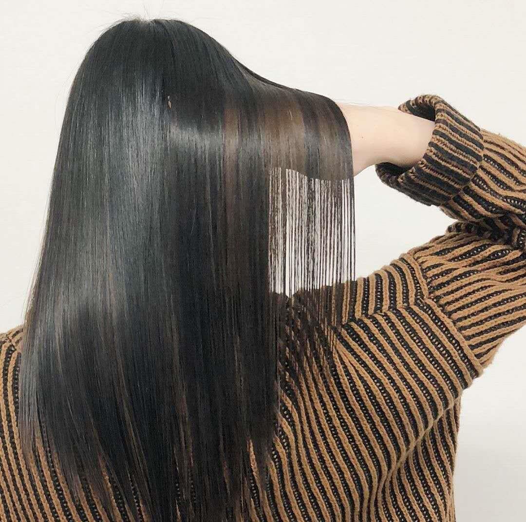 柔顺|头发发质是沙发,干枯毛躁蓬松杂乱,这种发质该如何养护?