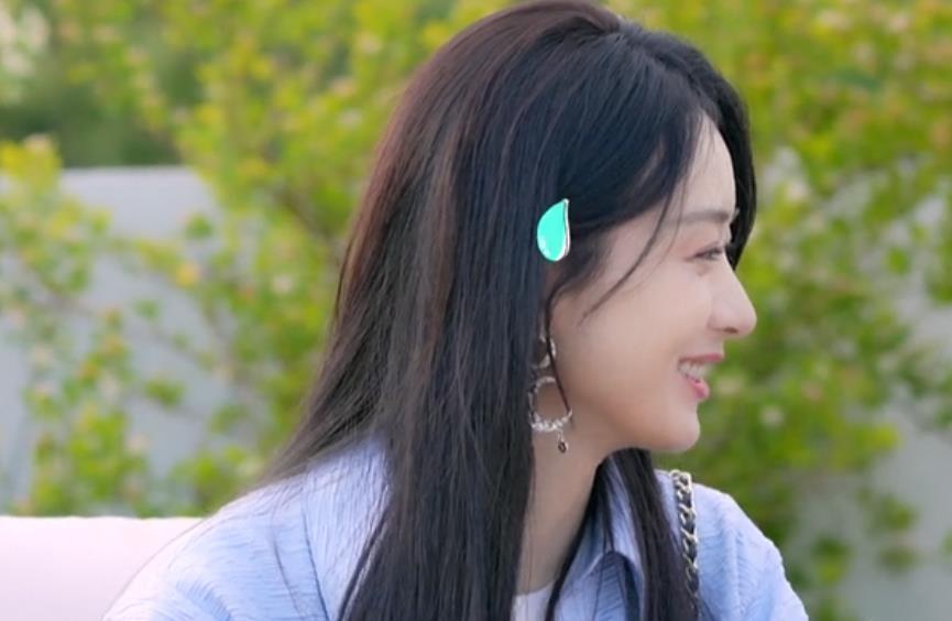 寫真|趙麗穎離婚后綜藝首秀胃口超好, 保溫杯不離手, 自曝如今不再下廚