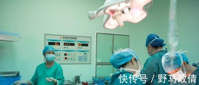 生娃|顺产生娃,介意男医生给你接生吗2位宝妈说出经历,别想那么多