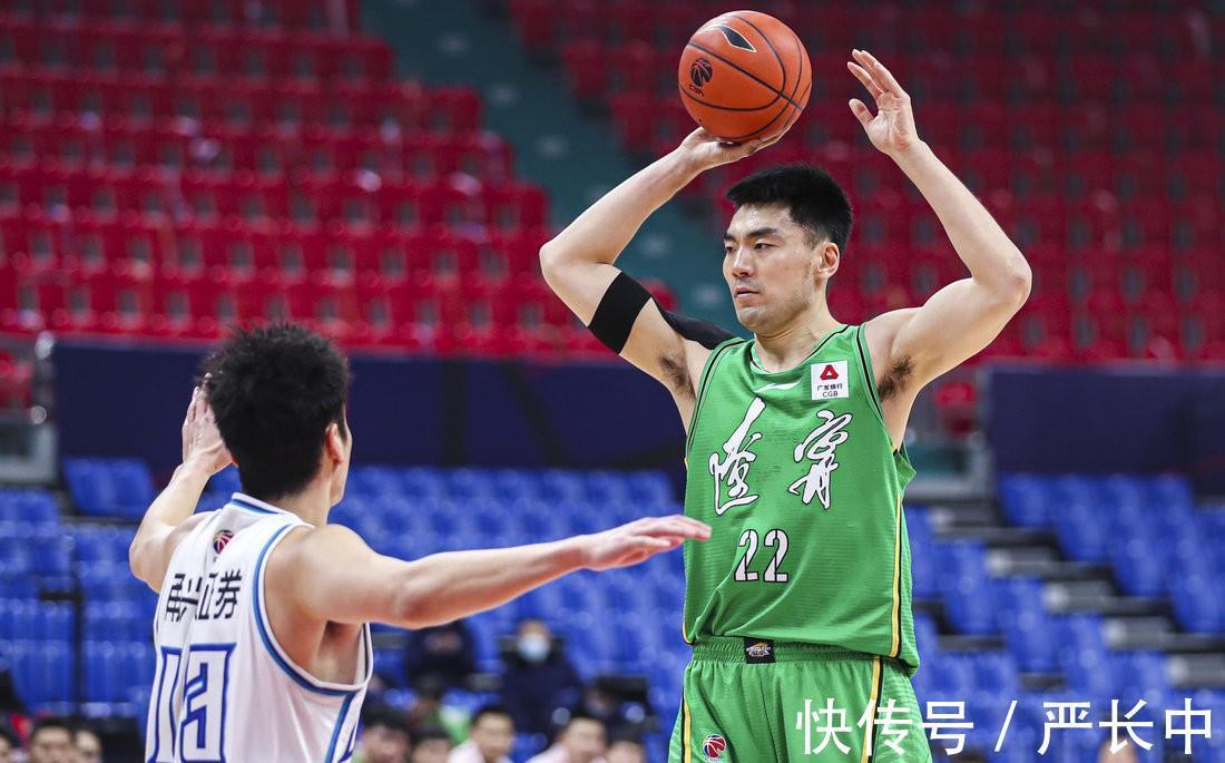 广东|提前11轮锁定季后赛!辽宁男篮高歌猛进 两胜广东 剑指冠军