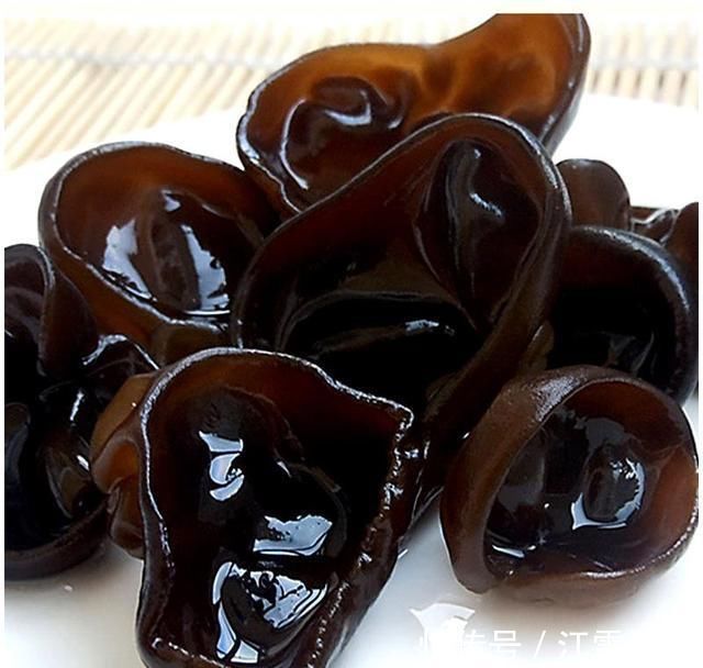 通血管|吃木耳能通血管北大教授大错特错,真正能通血管的是这1件事