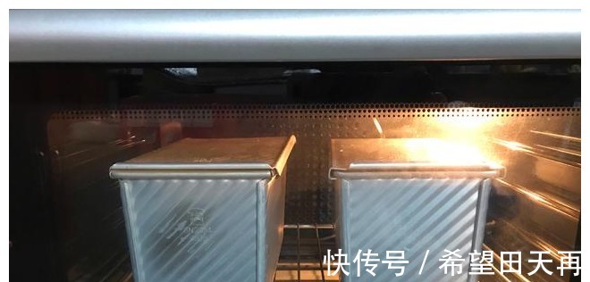 生吐司|私藏的吐司配方，多加一步柔软拉丝，放凉也不硬，新手一次成功！