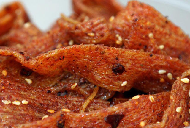 辣条专业班|辣条变得“专业”了,这家企业靠卖辣条,年入49亿,你吃过吗