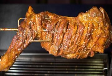 纸锅螺蛳鸭|美食推荐:大漠生烤羊腿、纸锅螺蛳鸭、烧椒扣肉制作方法