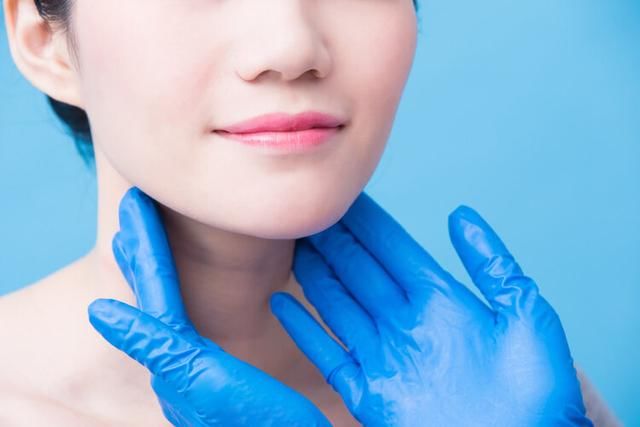 癌变|提醒:患了甲状腺结节后,这3种食物再爱吃也要忍住,会加重病情