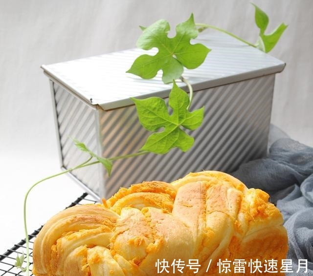 咸蛋黄|一口爱上,给你活力满满的早餐咸蛋黄肉松吐司!