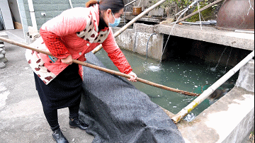 天妹|余杭退休夫妻做这门生意，每天一站就是12个小时！有人从国外下单，忘不了这味道